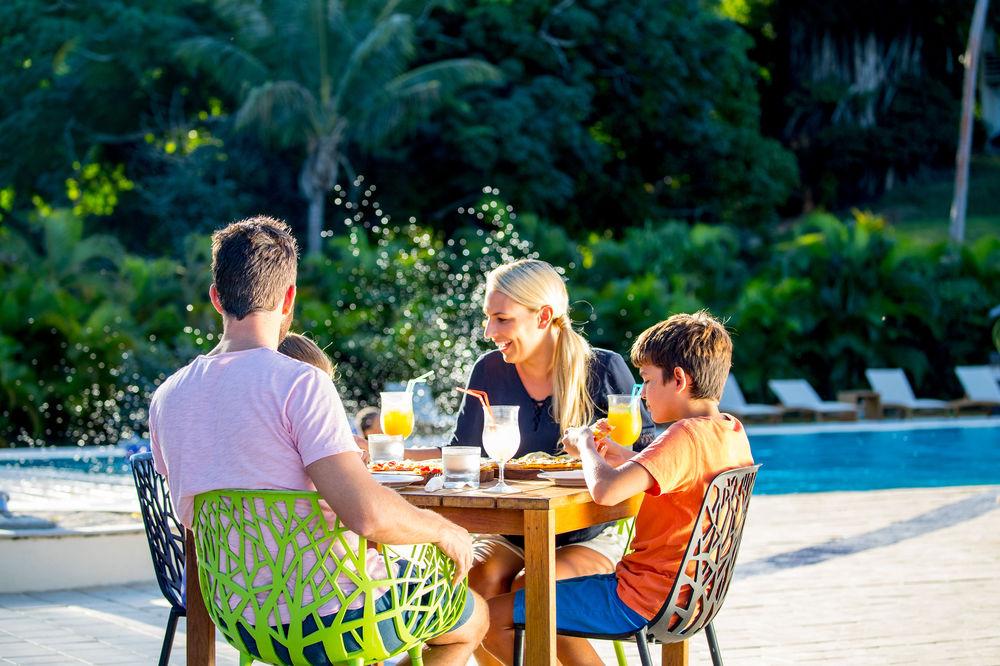 Holiday Inn Resort Vanuatu By Ihg Port Vila Exterior photo