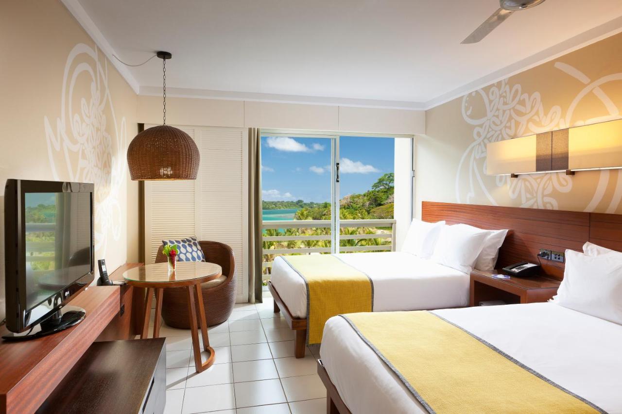 Holiday Inn Resort Vanuatu By Ihg Port Vila Exterior photo