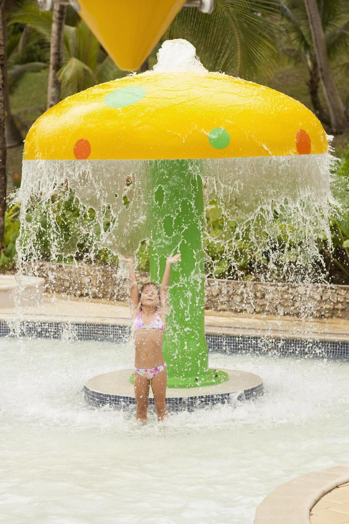 Holiday Inn Resort Vanuatu By Ihg Port Vila Exterior photo