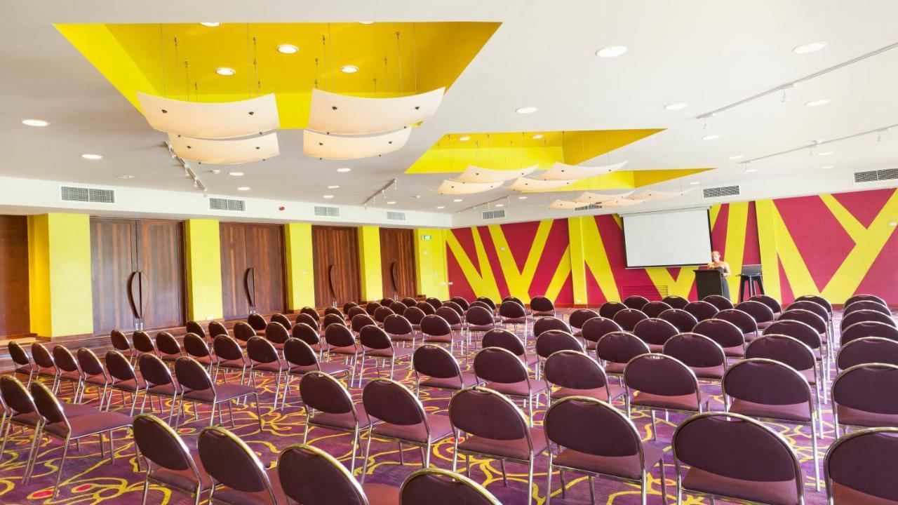 Holiday Inn Resort Vanuatu By Ihg Port Vila Exterior photo